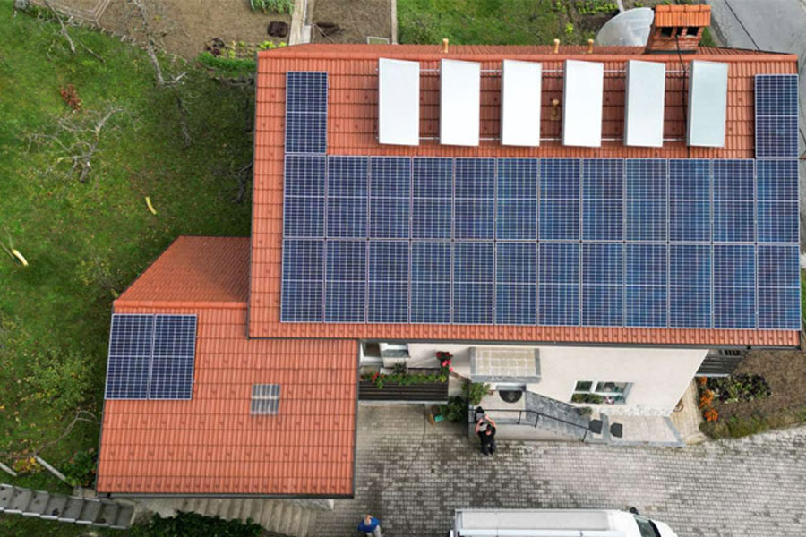 Cena sončne elektrarne in odločitev za naložbo