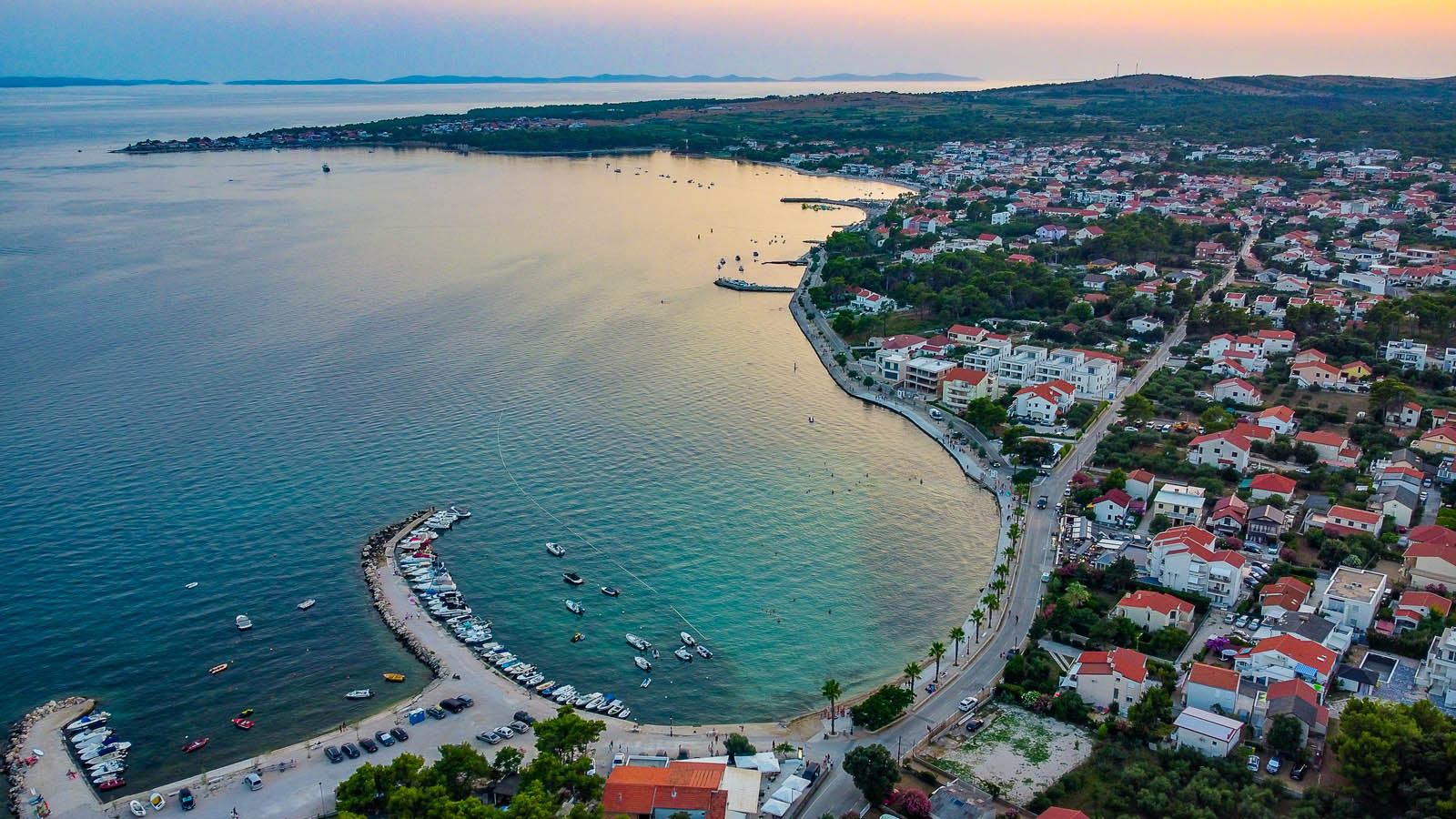 Apartmaji Vir obljubljajo rajski pobeg na otoku sonca in morja