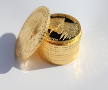 Naložbeno zlato je varna izbira v negotovih časih