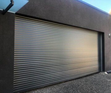 Rolo vrata: odločitev, ki jo občutite vsak dan (in vsako leto)